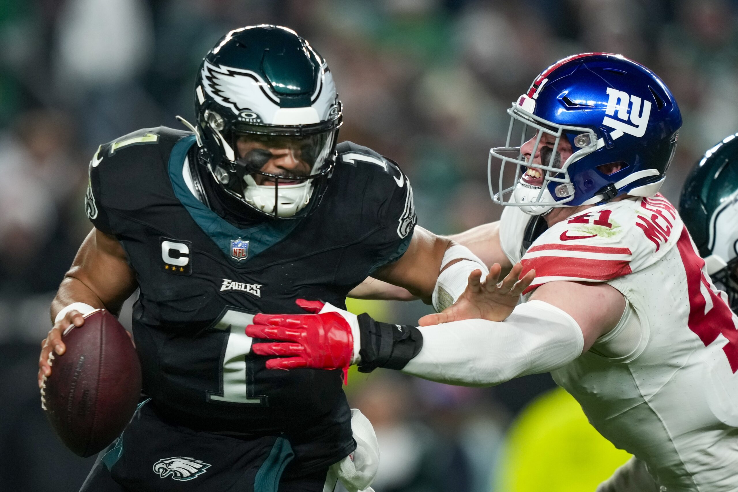 Eagles end 3game skid, maintain control of NFC East title hopes with