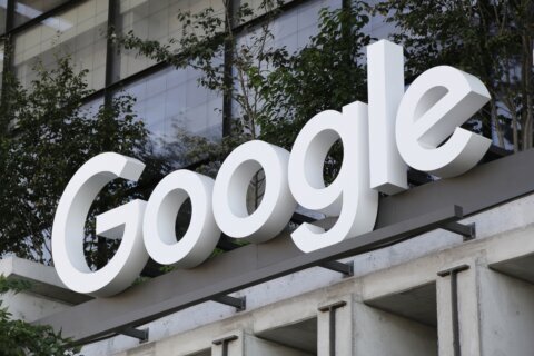Google to pay $700 million to US states, consumers in app store settlement