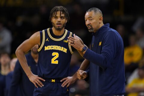 Michigan coach Juwan Howard cleared to resume regular duties for matchup with Eastern Michigan