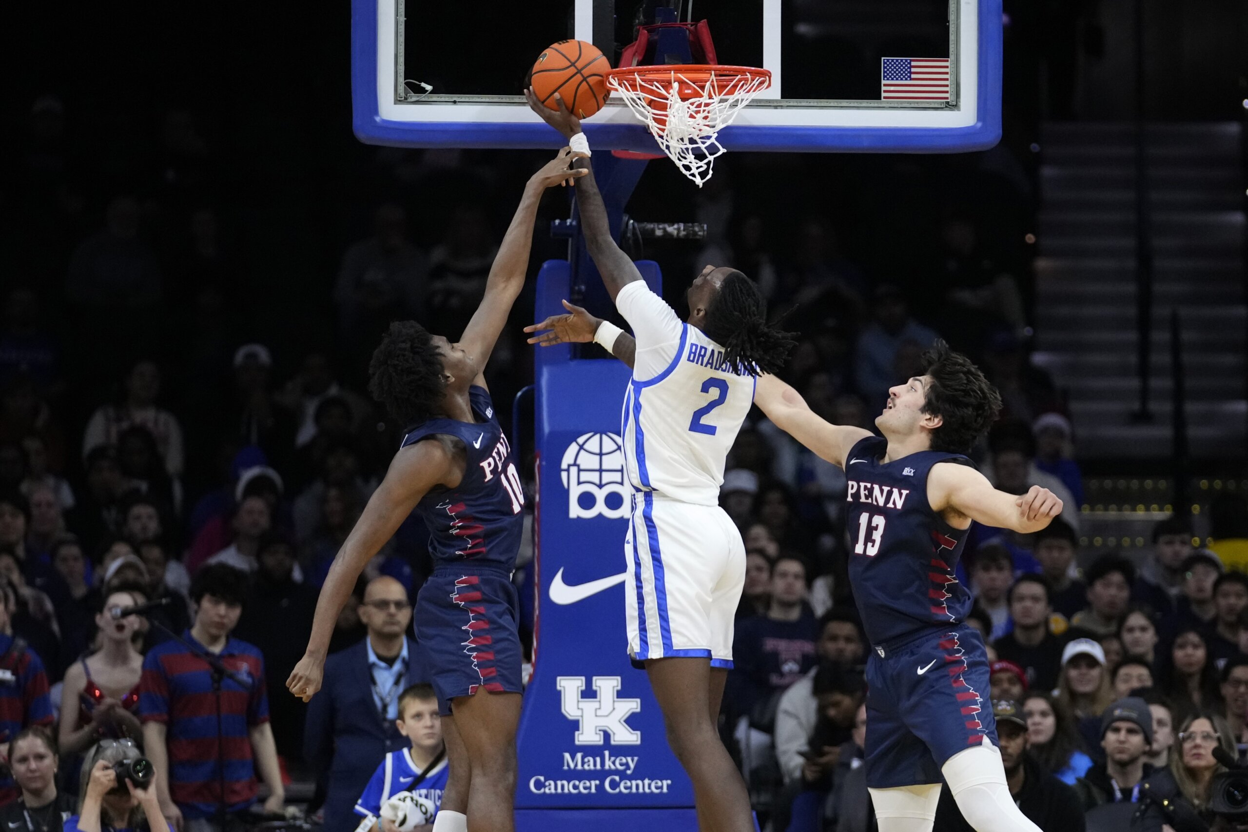 Aaron Bradshaw Has Double-double, Helps No. 16 Kentucky Hold Off Penn ...