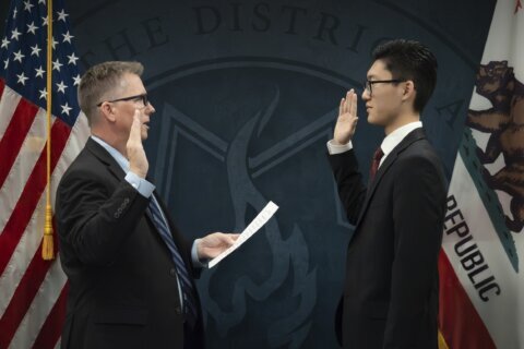 Californian passes state bar exam at age 17 and is sworn in as an attorney