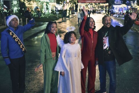 Review: Eddie Murphy, Tracee Ellis Ross get busy around the holidays in ‘Candy Cane Lane’