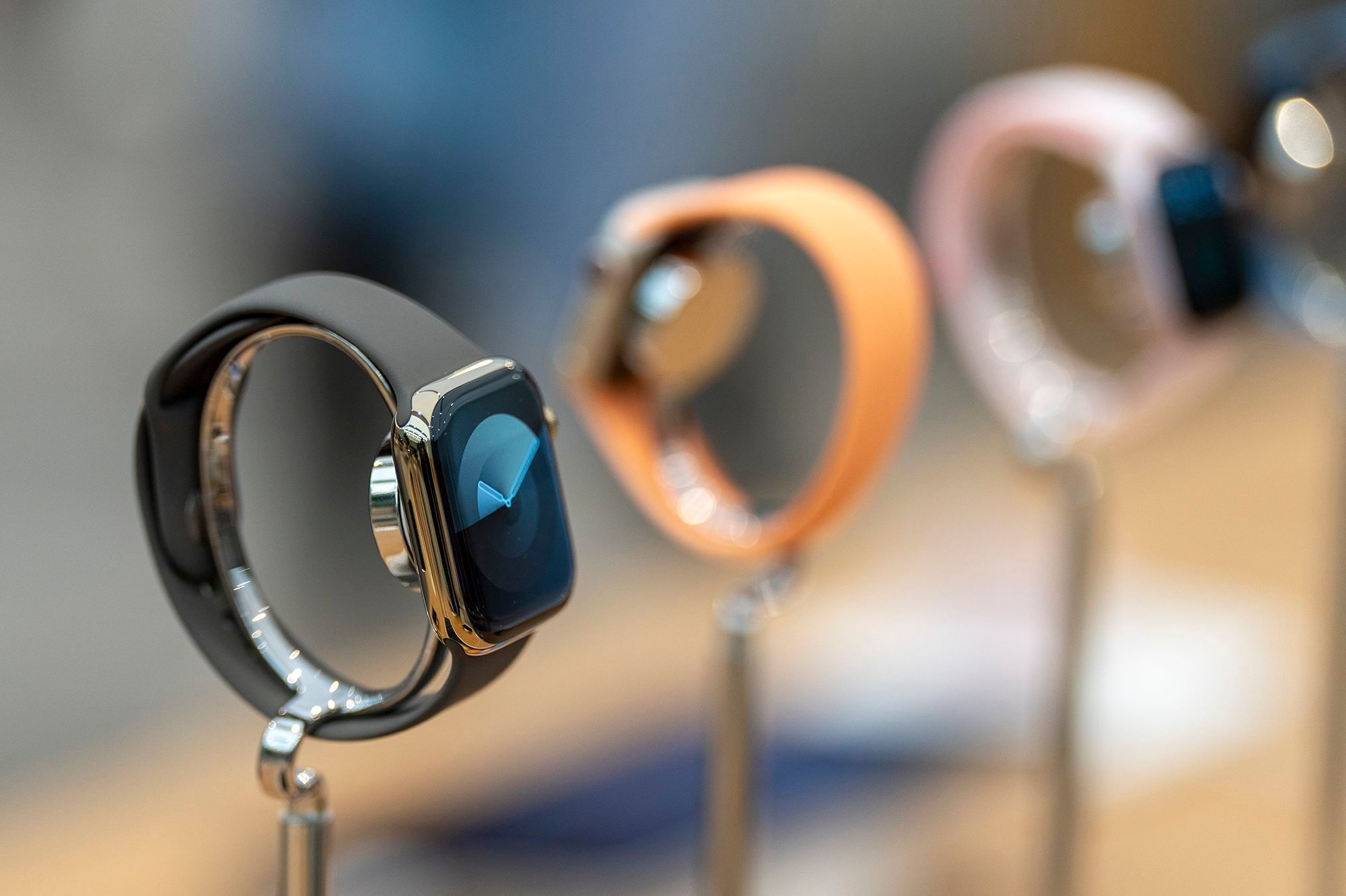 白宫拒绝撤销禁令后，苹果不再在美国销售最新款Apple Watch