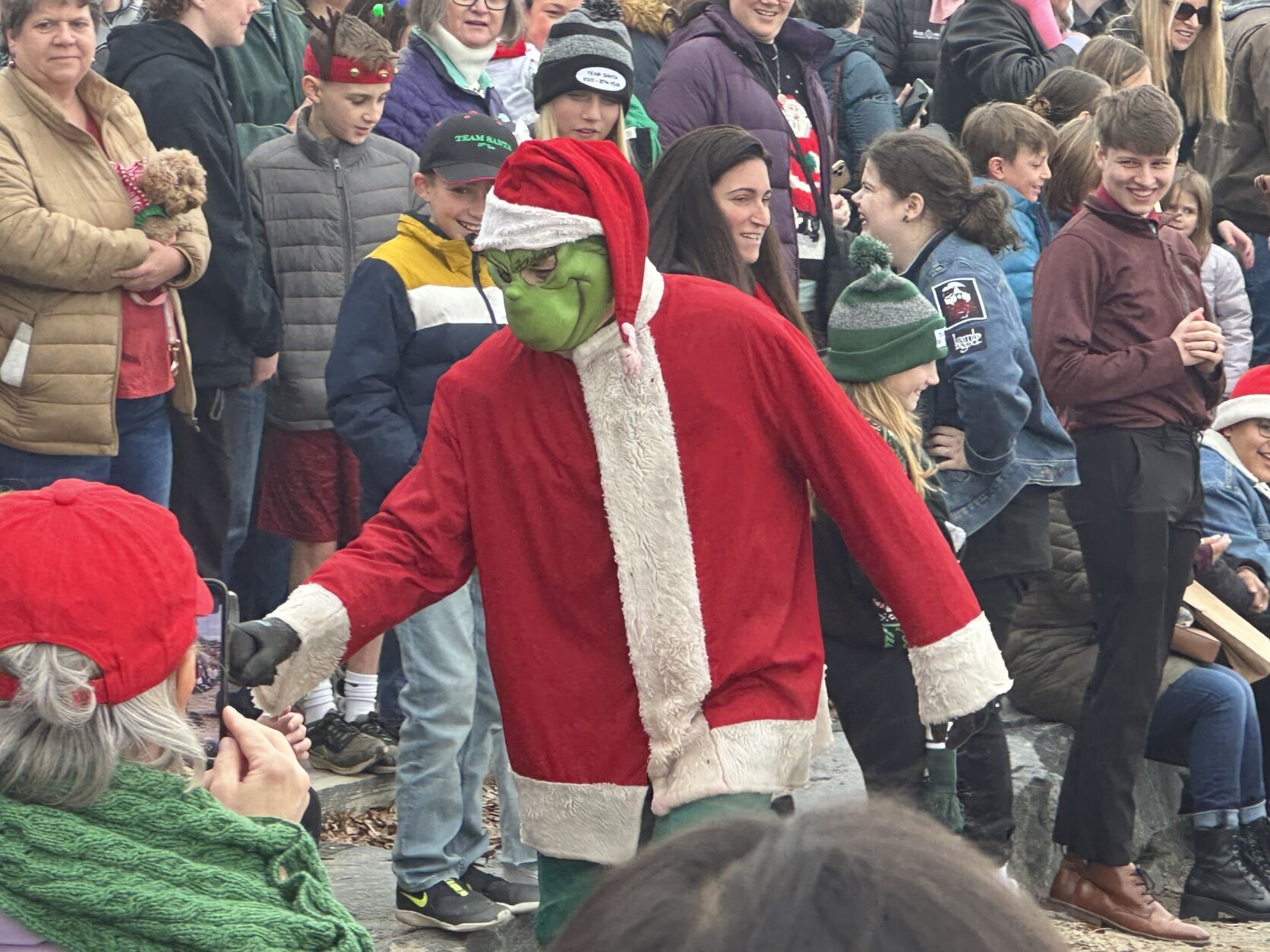 Grinch at Waterskiing Santa event