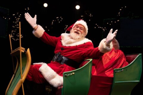Tug the beard! Kris Kringle joins WTOP as Toby’s Dinner Theatre stages ‘Miracle on 34th Street’