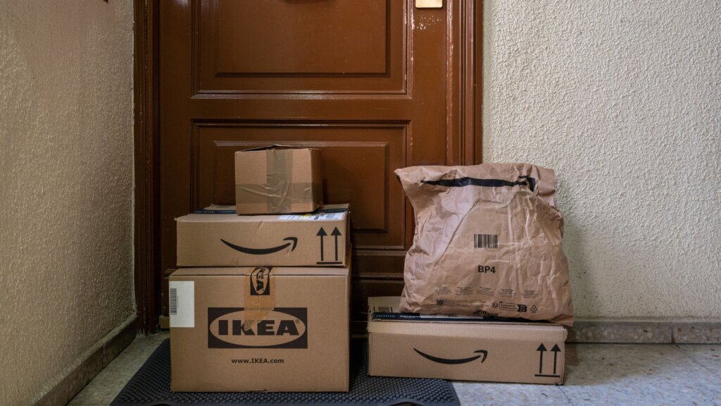 Qué hacer si te roban los paquetes dejados en la puerta de tu casa