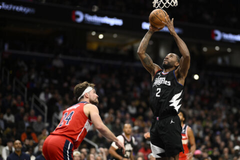 Leonard, Harden help Clippers pull away from Wizards, 125-109