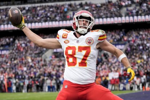Another big game by Travis Kelce gets the Chiefs back to the Super Bowl