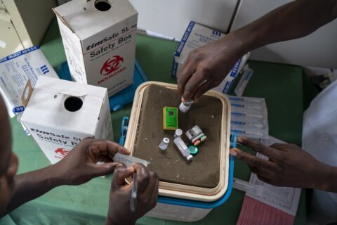 Cameroon starts world’s first malaria vaccine program for children