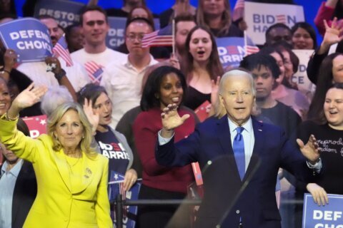 Biden extends State of the Union invitation to a Texas woman who sued to get an abortion and lost