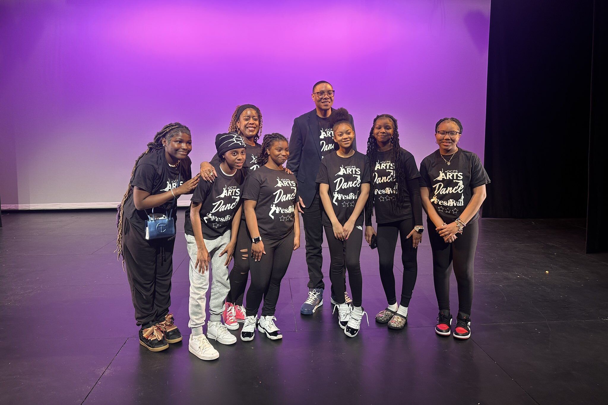 80名DC公立学校学生参加第二届庆祝多样性的DC公立学校舞蹈节