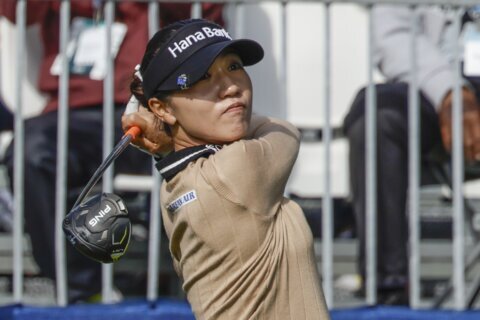 Lydia Ko feels at home and shares lead in LPGA opener