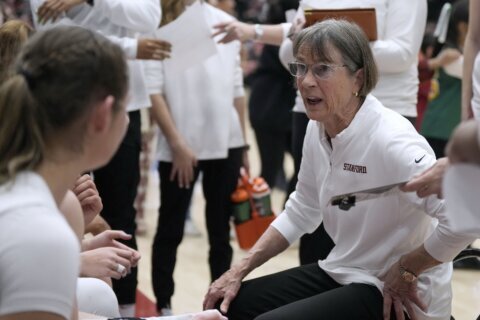 Stanford's Tara VanDerveer earns 1,202nd victory to tie Mike Krzyzewski's record