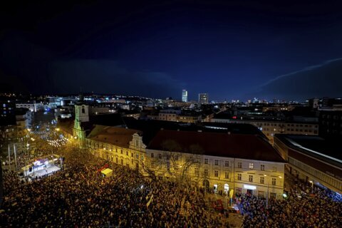 Thousands protest in Slovakia against plan to amend penal code and close special prosecutor's office