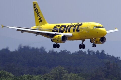 Spirit Airlines passengers told to put on life vests: ‘Nerve racking’