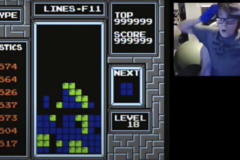 13-year-old gamer becomes the first to beat the ‘unbeatable’ Tetris — by breaking it
