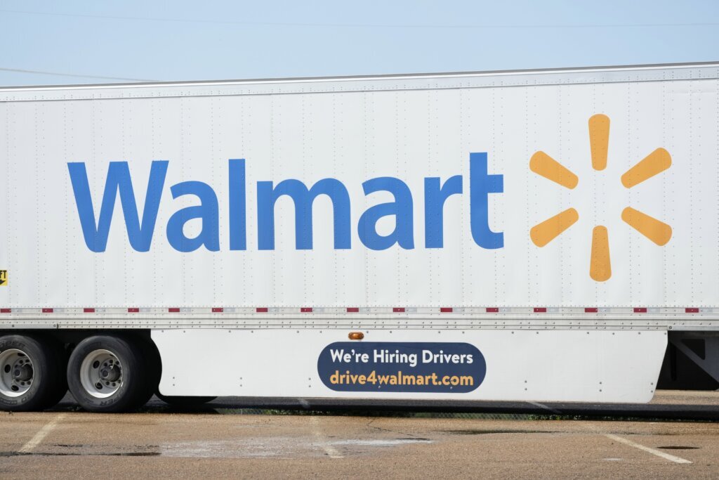 Walmart’s latest perk for U.S. store managers? Stock grants