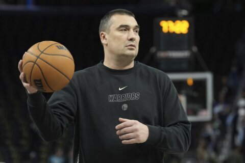 Warriors assistant coach Dejan Milojević, 46, dies in Salt Lake City after heart attack