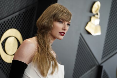 Ancestry reveals Taylor Swift is related to American poet Emily Dickinson