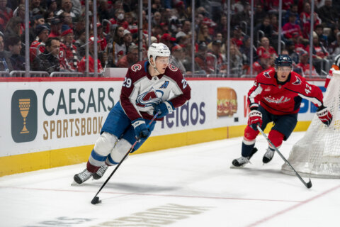 Lehkonen, Colton and Wood shine as the Avalanche snap 4-game skid by beating the Capitals 6-3