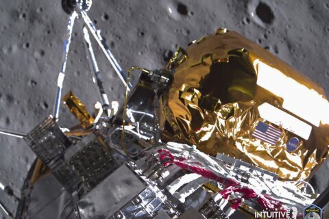 Toppled moon lander sends back more images, with only hours left until it dies