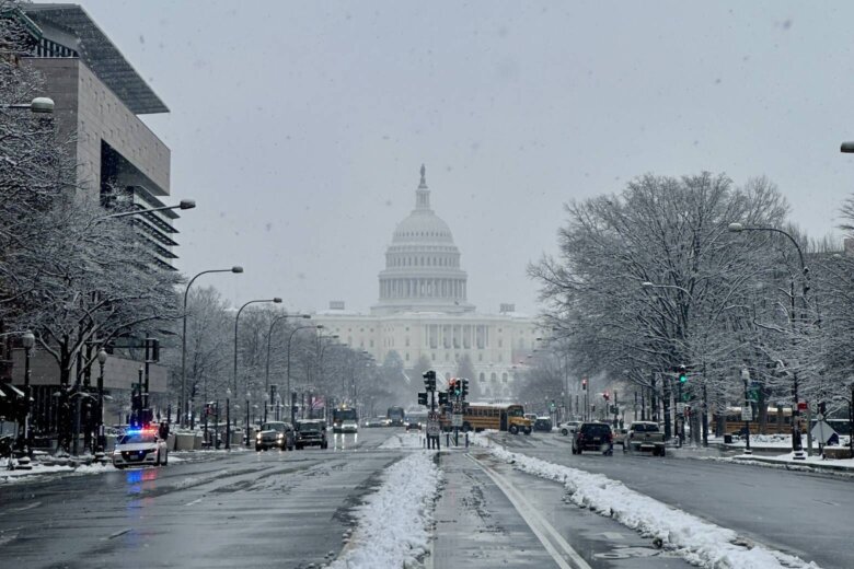 DC region braces for up to 8 inches of heavy snow Tuesday - WTOP News