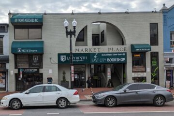 Exterior of Labyrinth Games & Puzzles