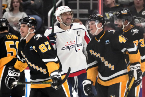 Tom Wilson scores hours after grandfather’s death to lead inspired Capitals by reeling Pens 6-0