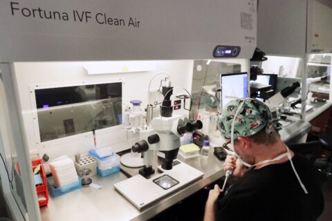 Alabama clinic resumes IVF treatments under new law shielding providers from liability