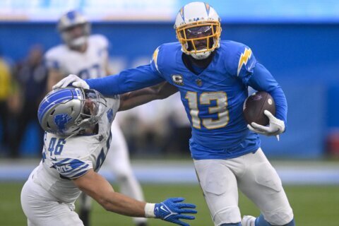 Wide receiver Keenan Allen being traded from Chargers to Bears for a fourth-round pick