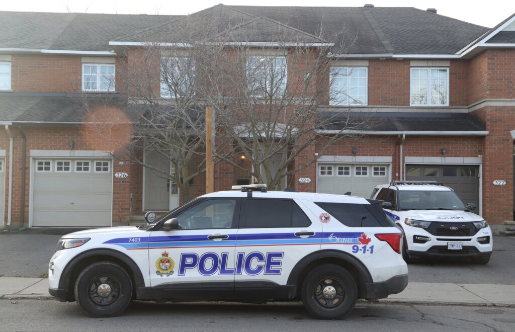 6 dead after mass stabbing at Ottawa home, student who lived with family arrested