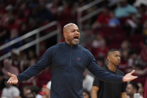Cavs coach Bickerstaff says he received threats from gamblers, feels sports betting 'gone too far'