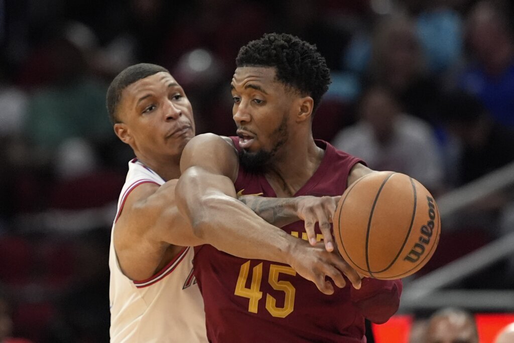 Cavs All-Star G Donovan Mitchell has broken nose fixed, team’s leading scorer could be out for week
