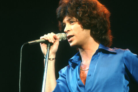 Eric Carmen, known for songs ‘All by Myself’ and ‘Hungry Eyes,’ dies at 74