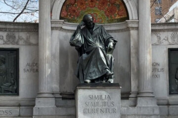 The Samuel Hahnemann statue in D.C.