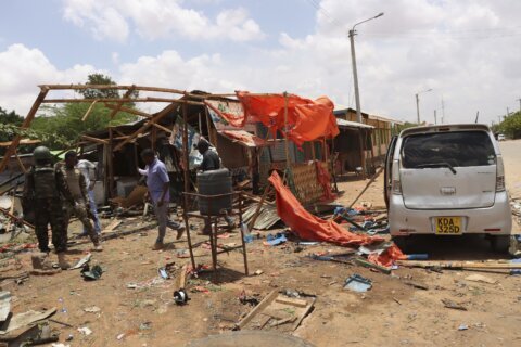An explosion near a police station in northern Kenya has killed 4 people, including 3 officers