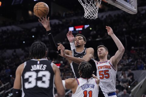 Wembanyama has 40 points, 20 rebounds, Spurs overcome Brunson’s 61 points to edge Knicks in OT