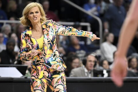 Newspaper edits its column about LSU-UCLA game after Tigers coach Kim Mulkey blasted it as sexist