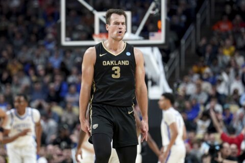 March Madness: 'There's something pure about Jack Gohlke,' Oakland's masterful 3-point shooter