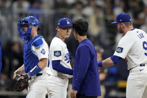 Yoshinobu Yamamoto lasts 1 inning in Dodgers debut, gives up 5 runs to Padres