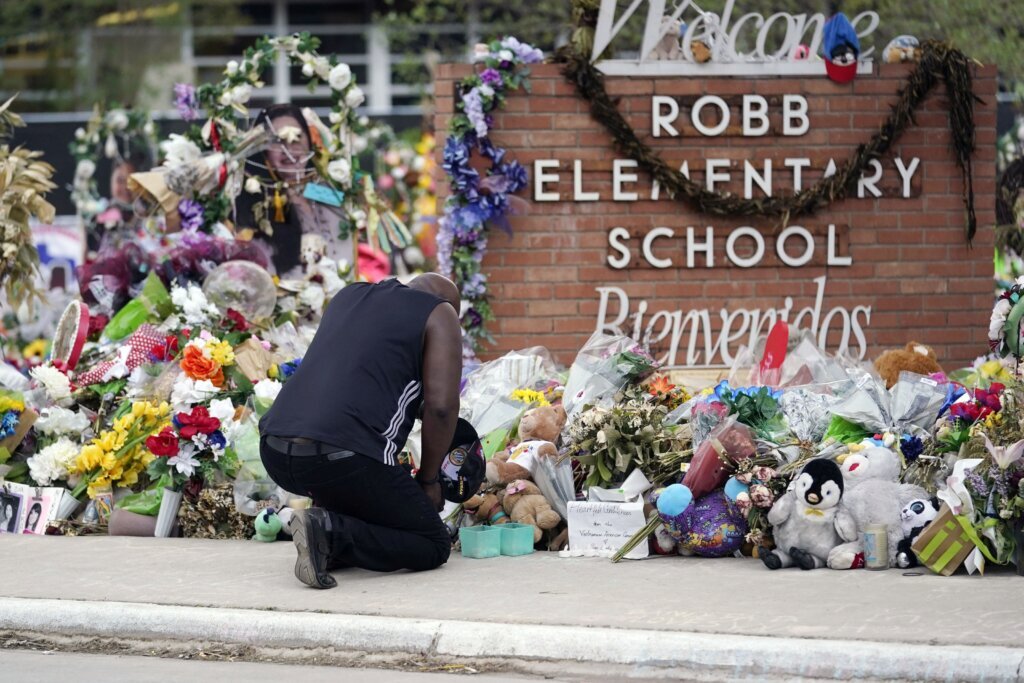 Response to Uvalde elementary school shooting beset by ‘many failures,’ investigator says