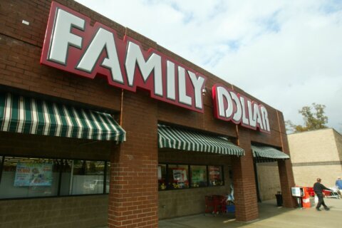 Family Dollar and Dollar Tree will close 1,000 stores