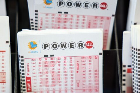Powerball jackpot swells to an estimated $800 million after no grand prize winners Saturday