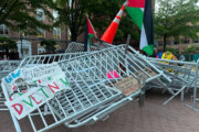 Demonstrators at GW dismantle barriers as Israel-Hamas war protests continue 