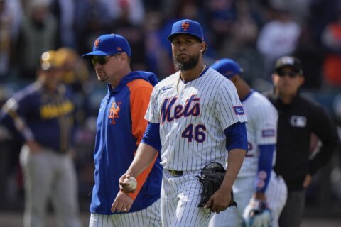 Orioles acquire reliever Yohan Ramírez from Mets for cash