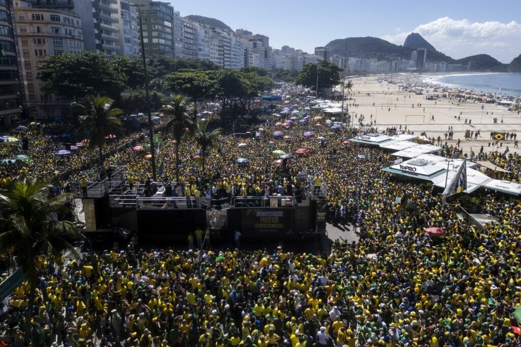 Conservative Brazilians laud Elon Musk at rally in support of ex-president Bolsonaro