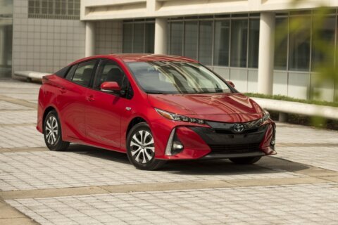 Edmunds picks the best used plug-in hybrids that qualify for the federal tax credit
