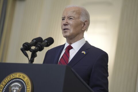 Biden pardons 11 people and shortens the sentences of 5 others convicted of non-violent drug crimes