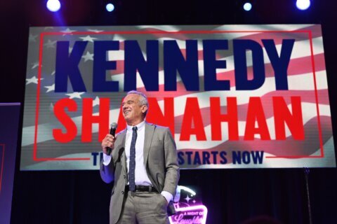 Kennedy says he loves his family ‘either way’ after relatives endorse Biden’s campaign over his