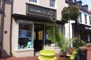 How a Maryland woman turned her passion for sunglasses into a thriving Annapolis business